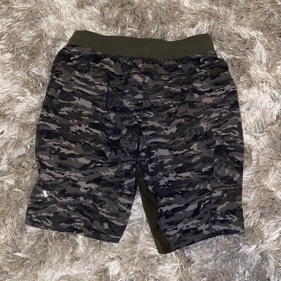 Lululemon Camo Athletic Shorts - Picture 1 of 3